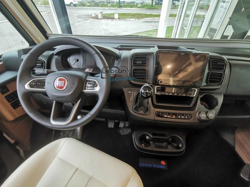 EURA MOBIL *INTEGRA I 890 QB